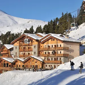 Carlina Hotel